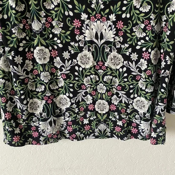 J Jill Womens Shirt Floral Boatneck Size PS Black Spring Casual Flower Blouse - Picture 5 of 13